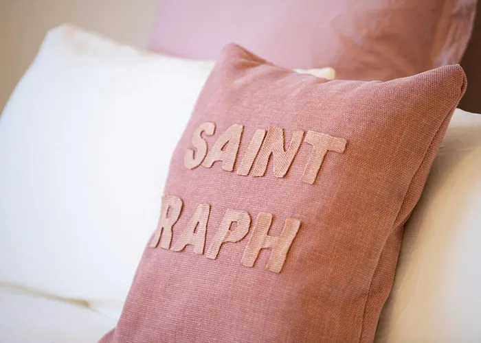 Апартаменти Chez Ambre Et Flo - Queen Size Clim Centre Parking