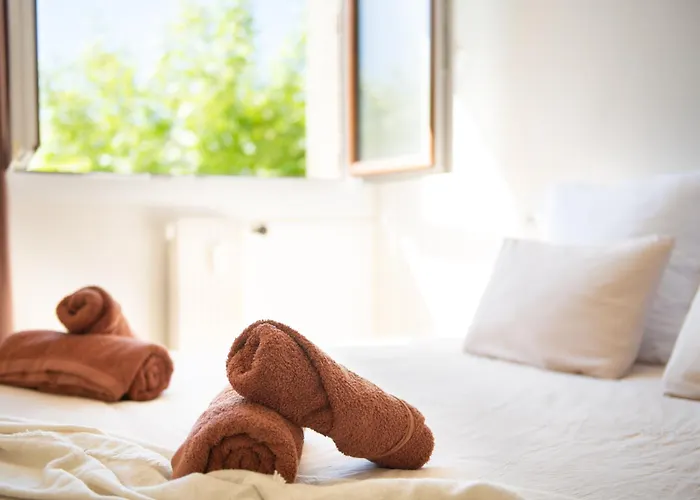 Chez Ambre Et Flo - Queen Size Clim Centre Parking Апартаменти *